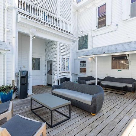 Classic King With Balcony At Curry Mansion 키웨스트 외부 사진