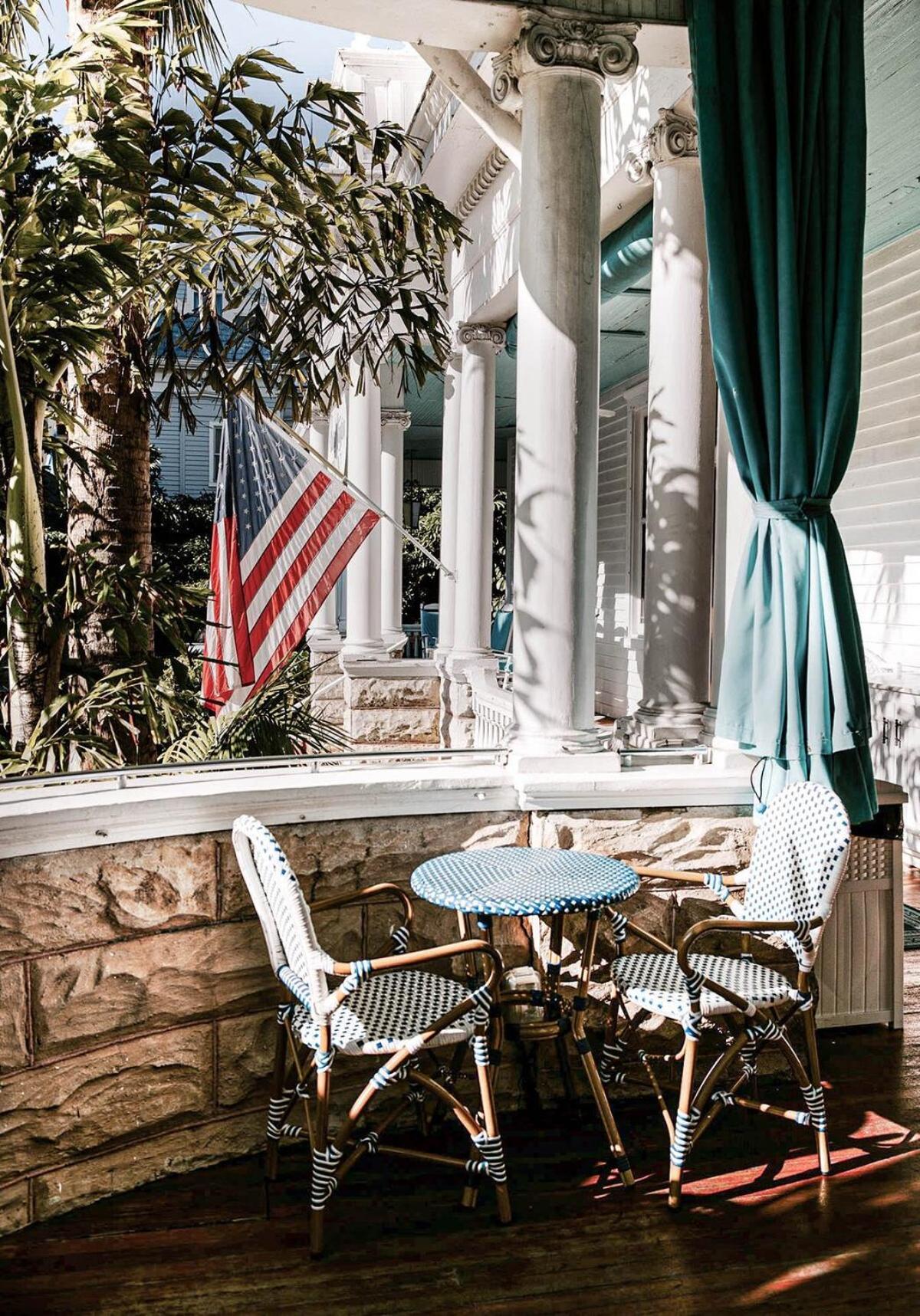 Classic King With Balcony At Curry Mansion 키웨스트 외부 사진